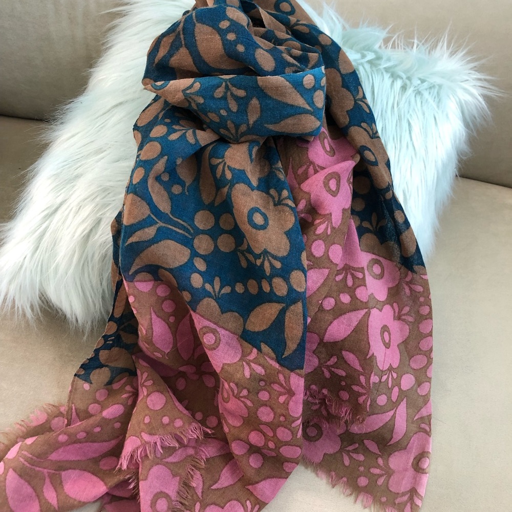 DIMRI 100% wool scarf